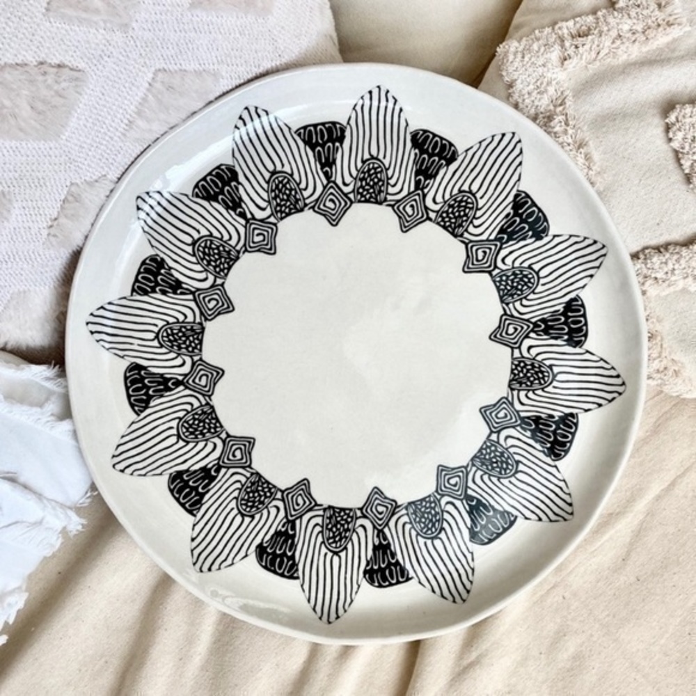 FAITH RAHILL Nerikomi Pottery Round Platter Cream and Black Slab Construction